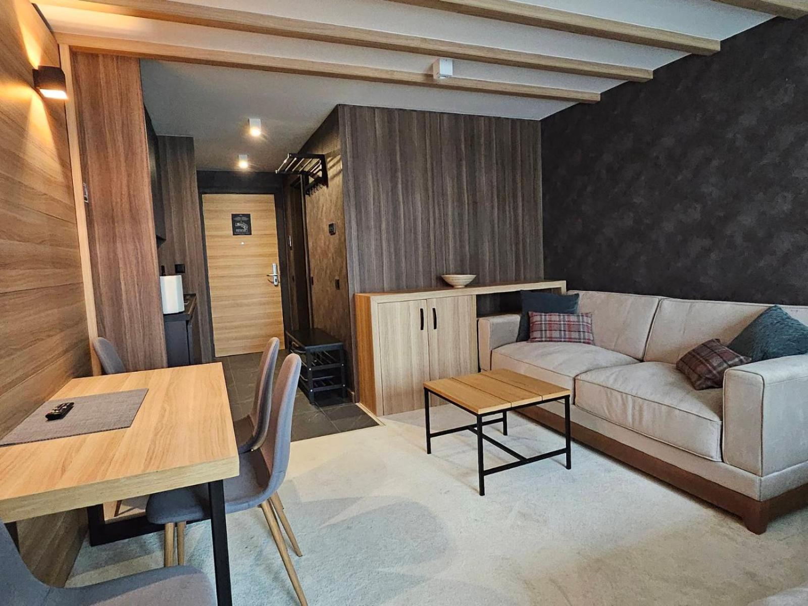 Woodside Apartments Копаоник Екстериор снимка